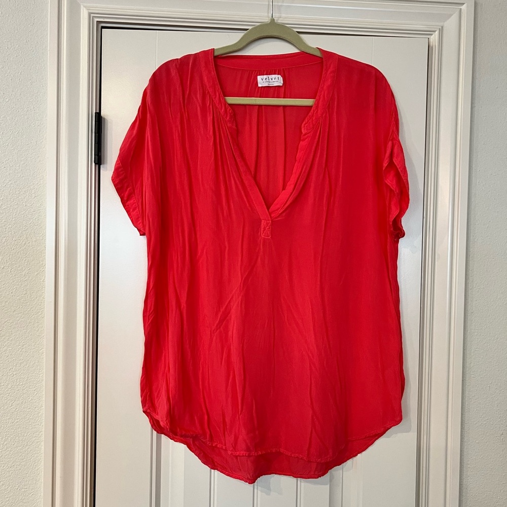 Velvet by Graham & Spencer tunic top